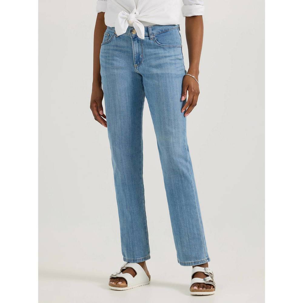 NEW LEE JEANS women’s stretch relaxed fit straight leg jeans in light blue